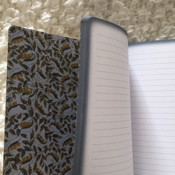 Victorian Birds Write & Draw Notebook - Picture 3 of 8